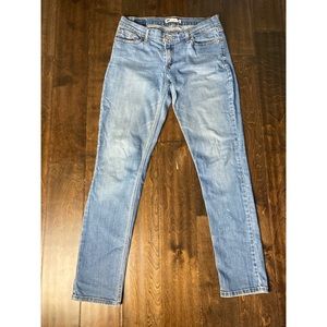 524 Size 11M Too Superlow Levi’s Skinny Jeans